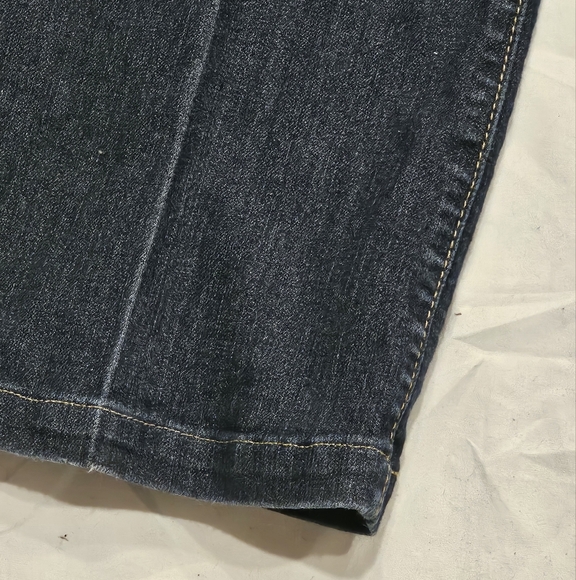 Paige Canyon Boot Cut Jeans Women's Size 28 Low Rise Flare Blue Denim Dark Wash - Picture 2 of 7